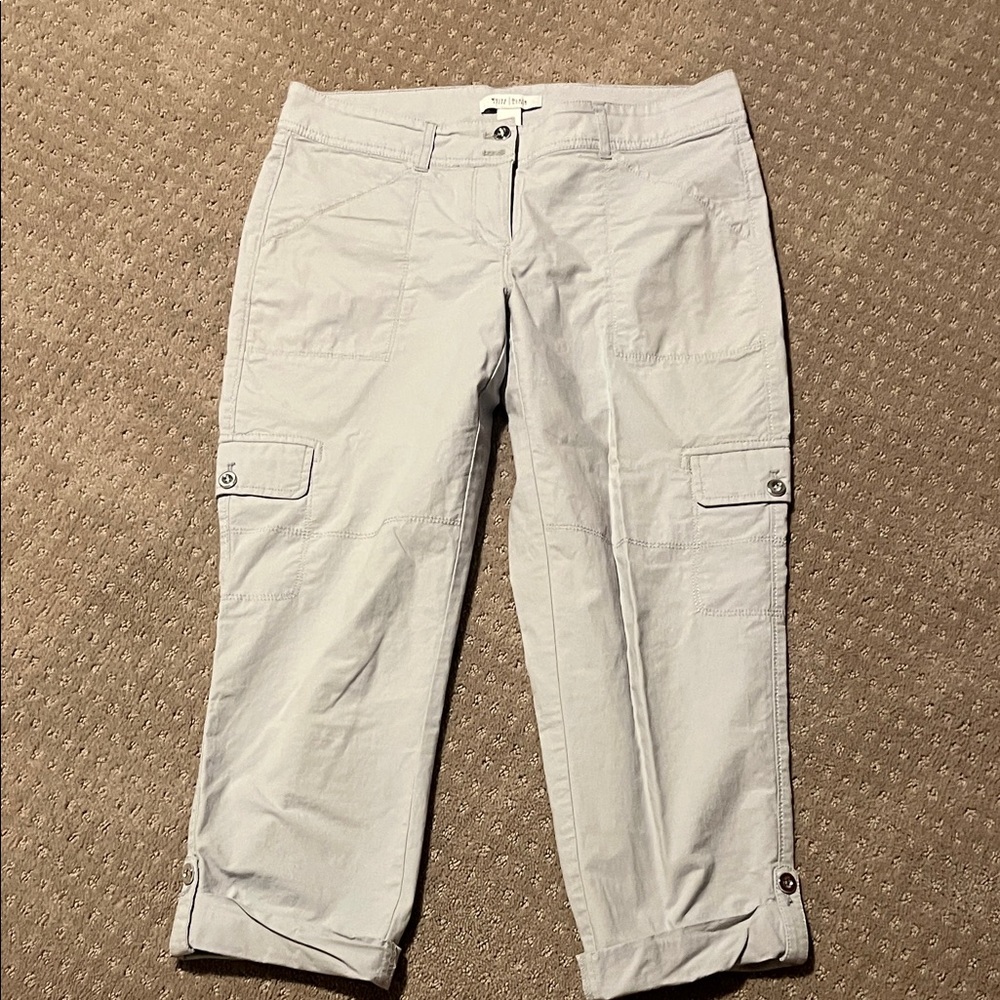 White House Black Market Light Gray Cargo Capris Size 6